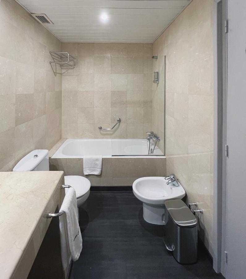 Stay U-Nique Apartments Beltran I Rozpide Barcelona Bagian luar foto