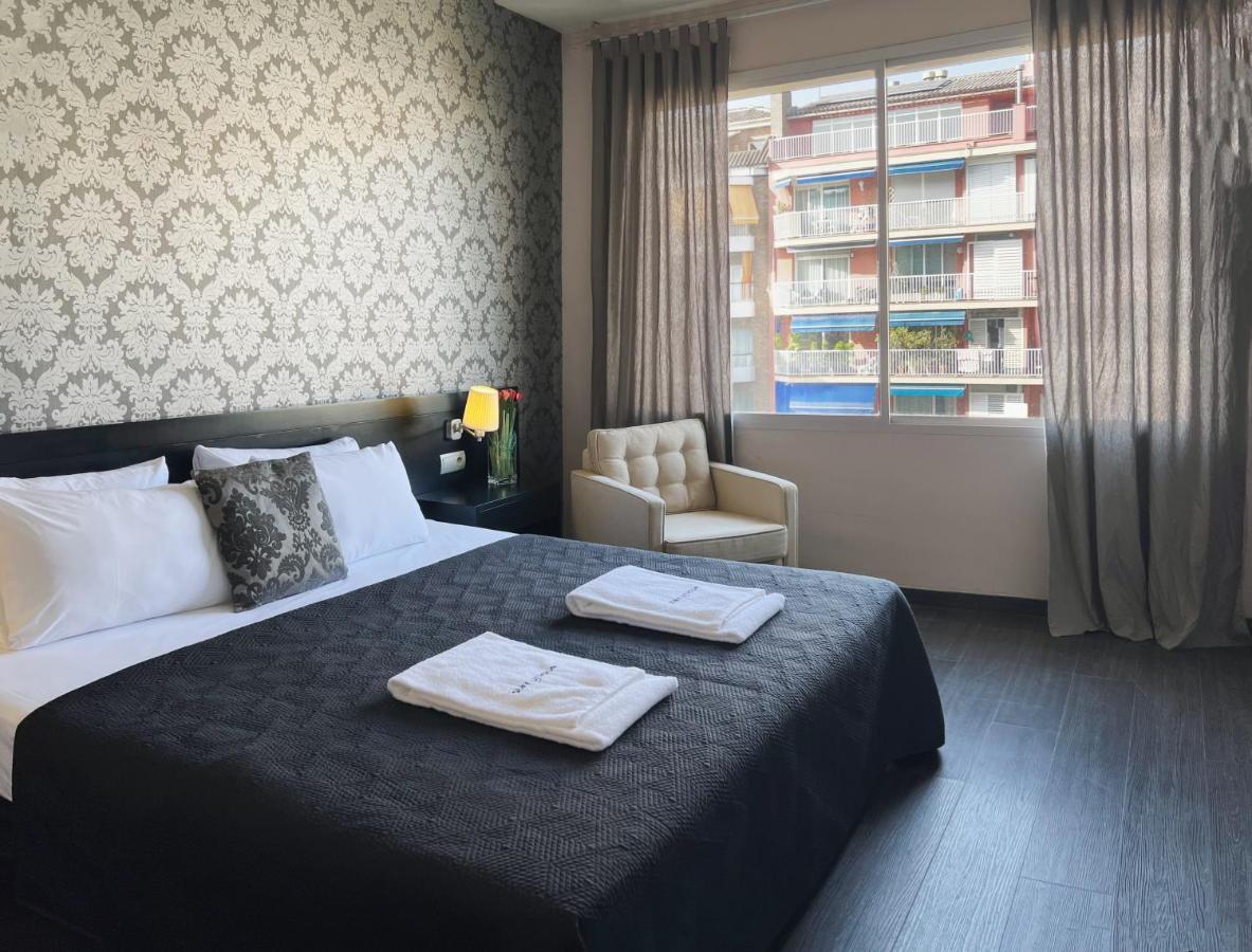 Stay U-Nique Apartments Beltran I Rozpide Barcelona Bagian luar foto